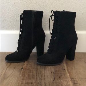 Brand new Carlos black boots
